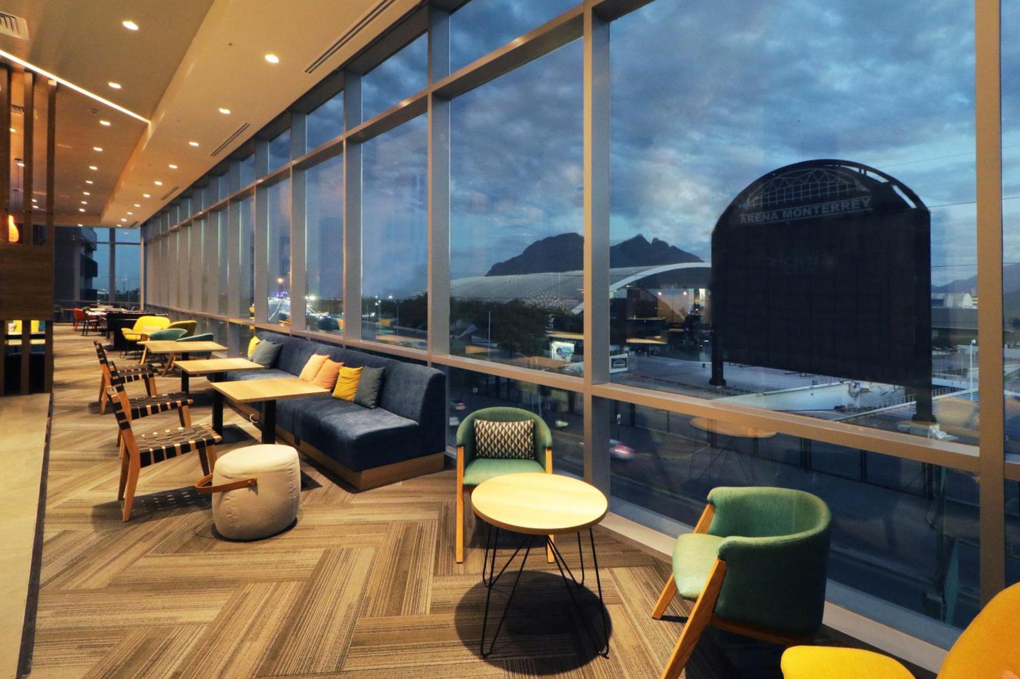 Tru By Hilton Monterrey Fundidora Hotel Exterior photo