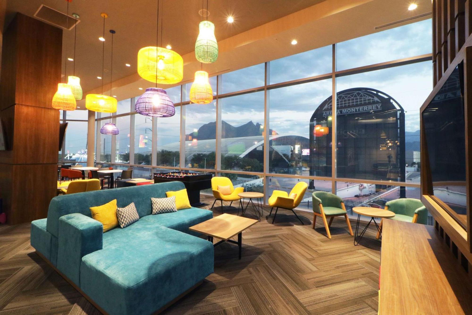 Tru By Hilton Monterrey Fundidora Hotel Exterior photo
